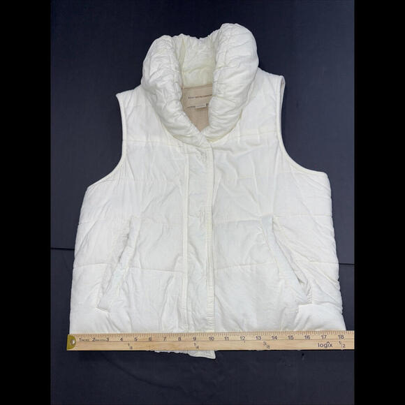Anthropologie Pilcro Cream Preppy Luxury Designer Puffer Vest Small - Picture 15 of 15